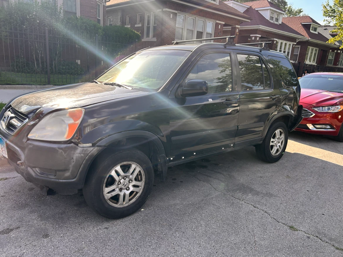 Black Honda CR-V SUV - photo 3