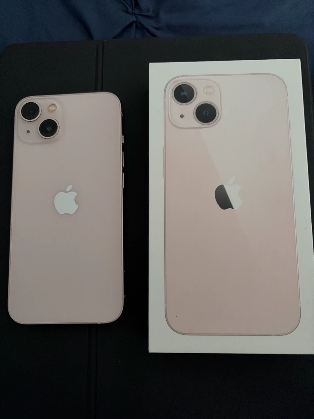 Apple iPhone 13 Pink