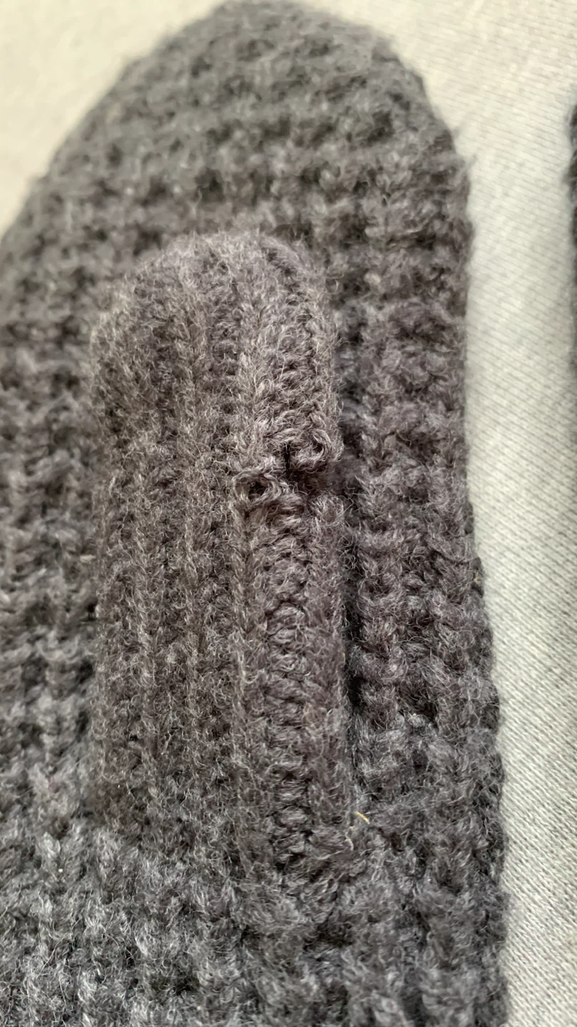 Charcoal Mittens ~ One Thumb Needs Mending - photo 3