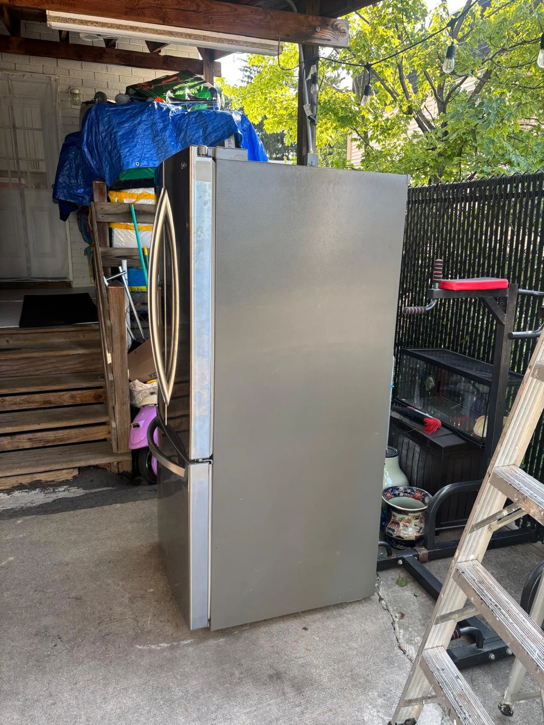 LG Stainless Steel Refrigerator NOT WORKING - photo 5