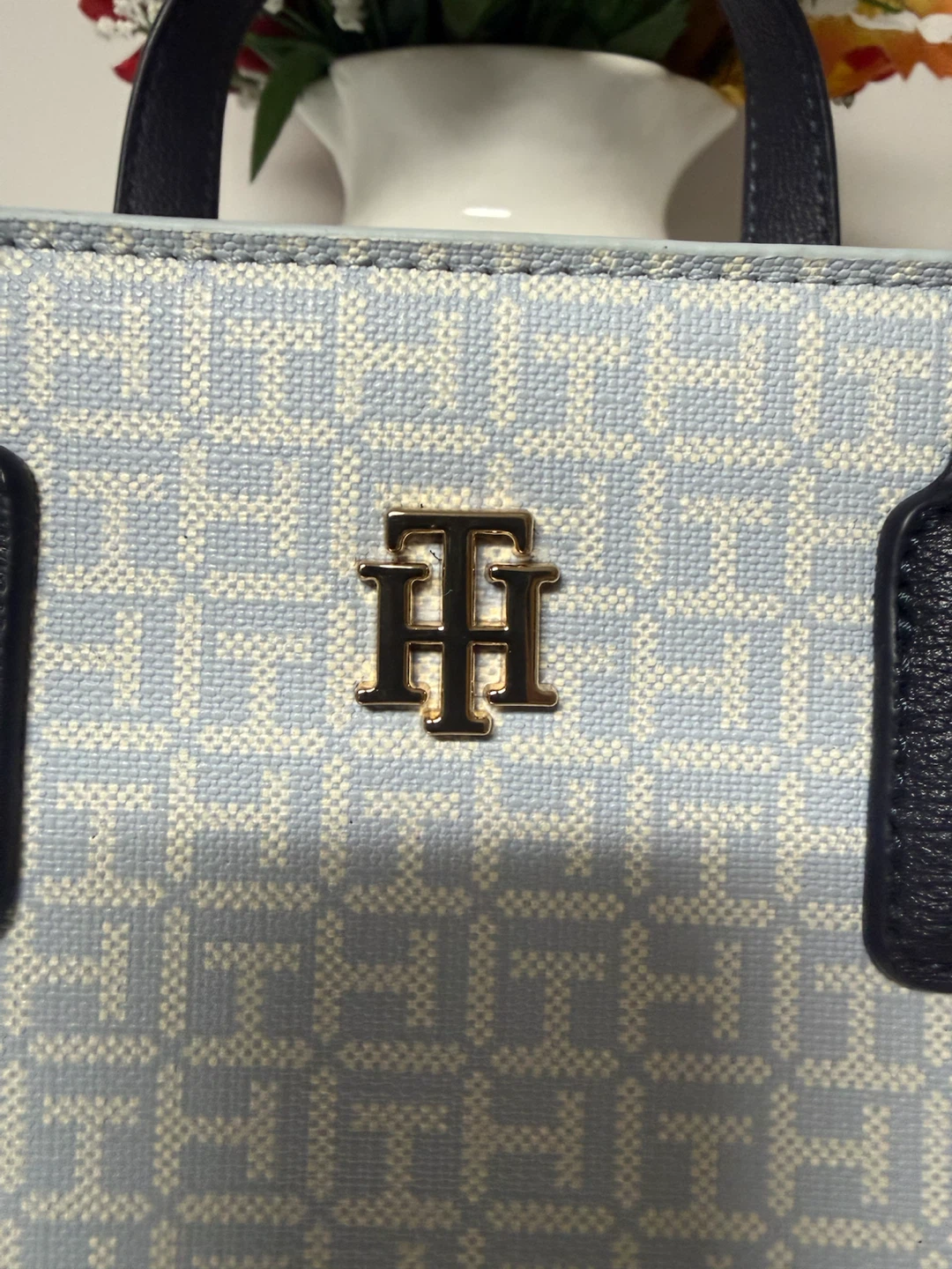 Tommy Hilfiger Monogram Tote Bag - photo 5