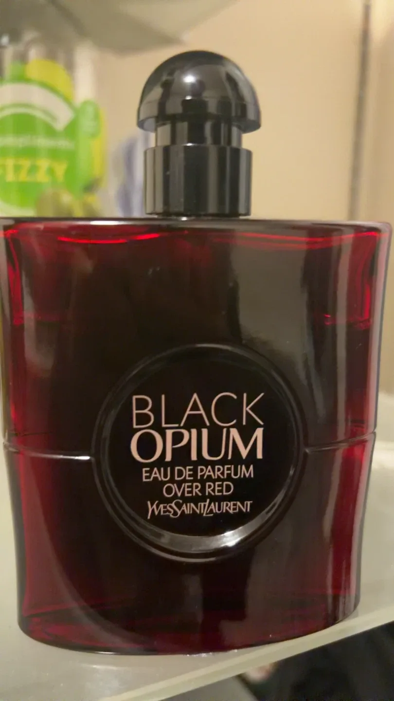 Yves Saint Laurent Black Opium Eau de Parfum Over Red