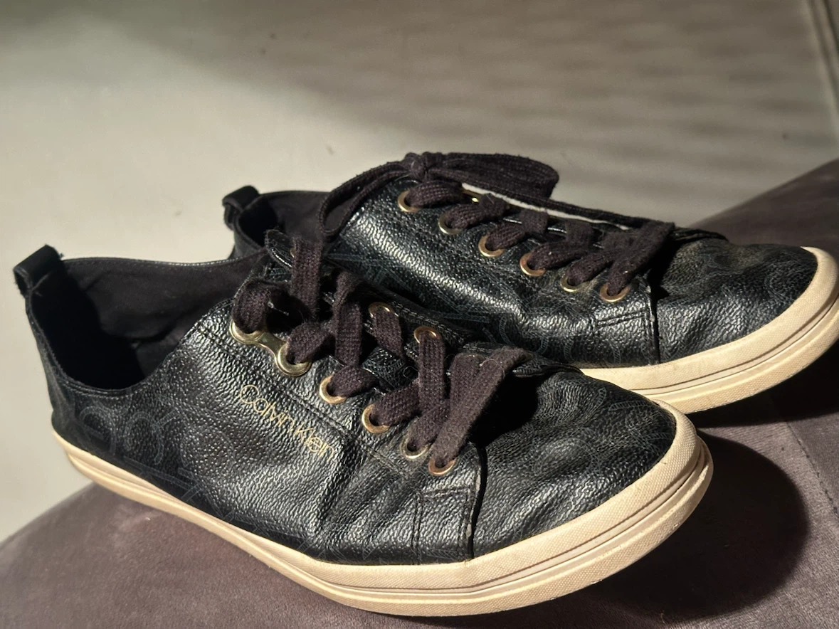 Calvin Klein Michaela Black Logo Sneakers size 8.5