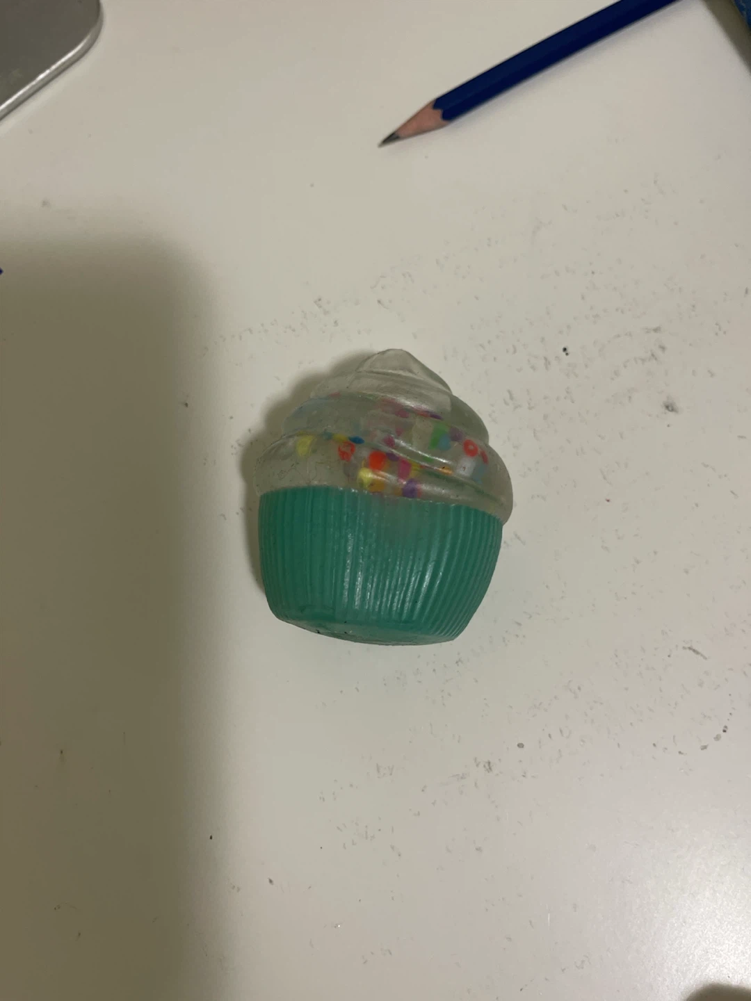 Cupcake and Axolotl Shaped squishy - photo 2