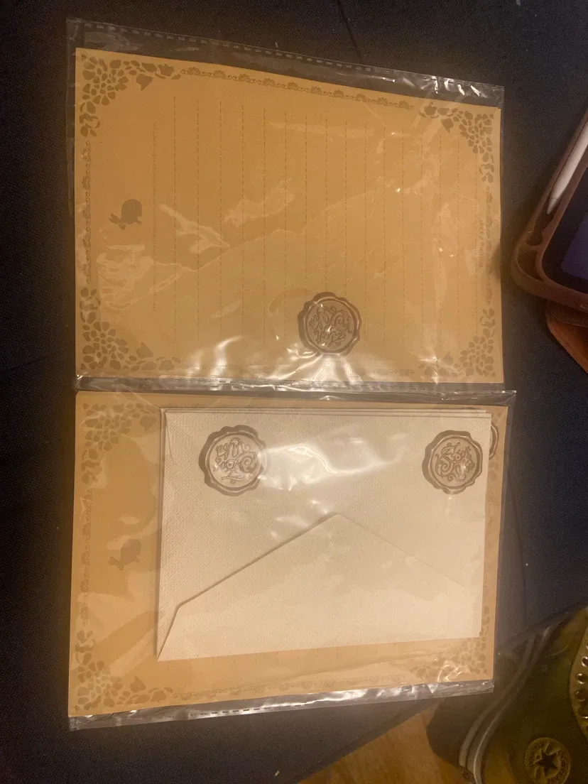 Vintage Style Stationery Set - Letter Paper & Envelopes