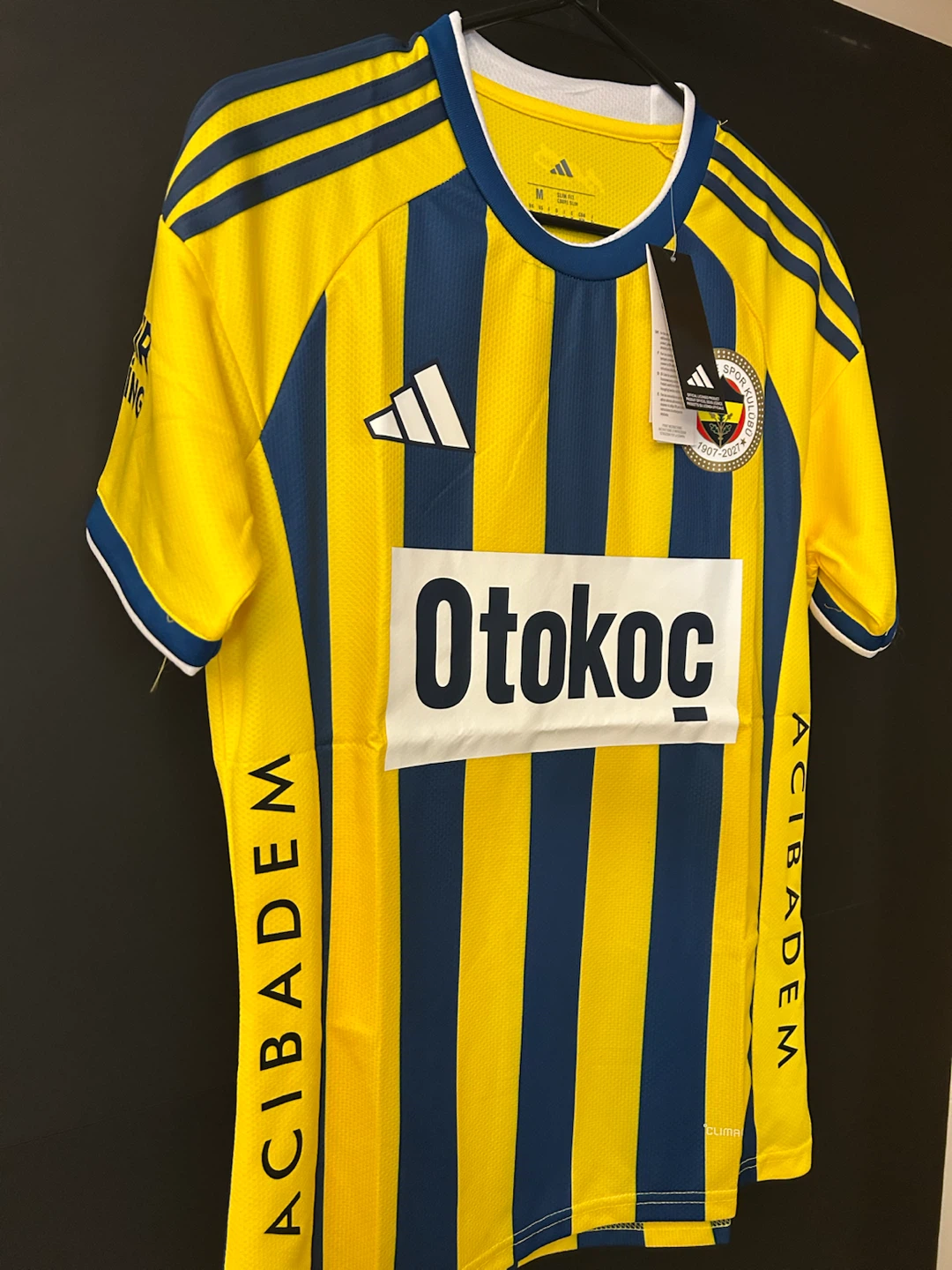 Fenerbahce 2027 season home jersey - photo 3