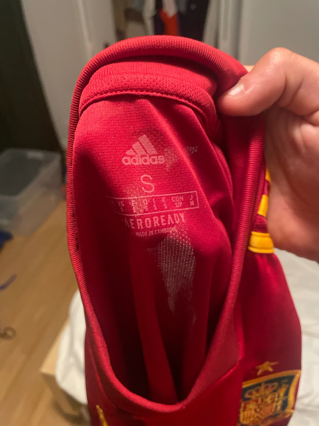 Authentic 2020 Spain National Team Jersey - Size S - photo 3