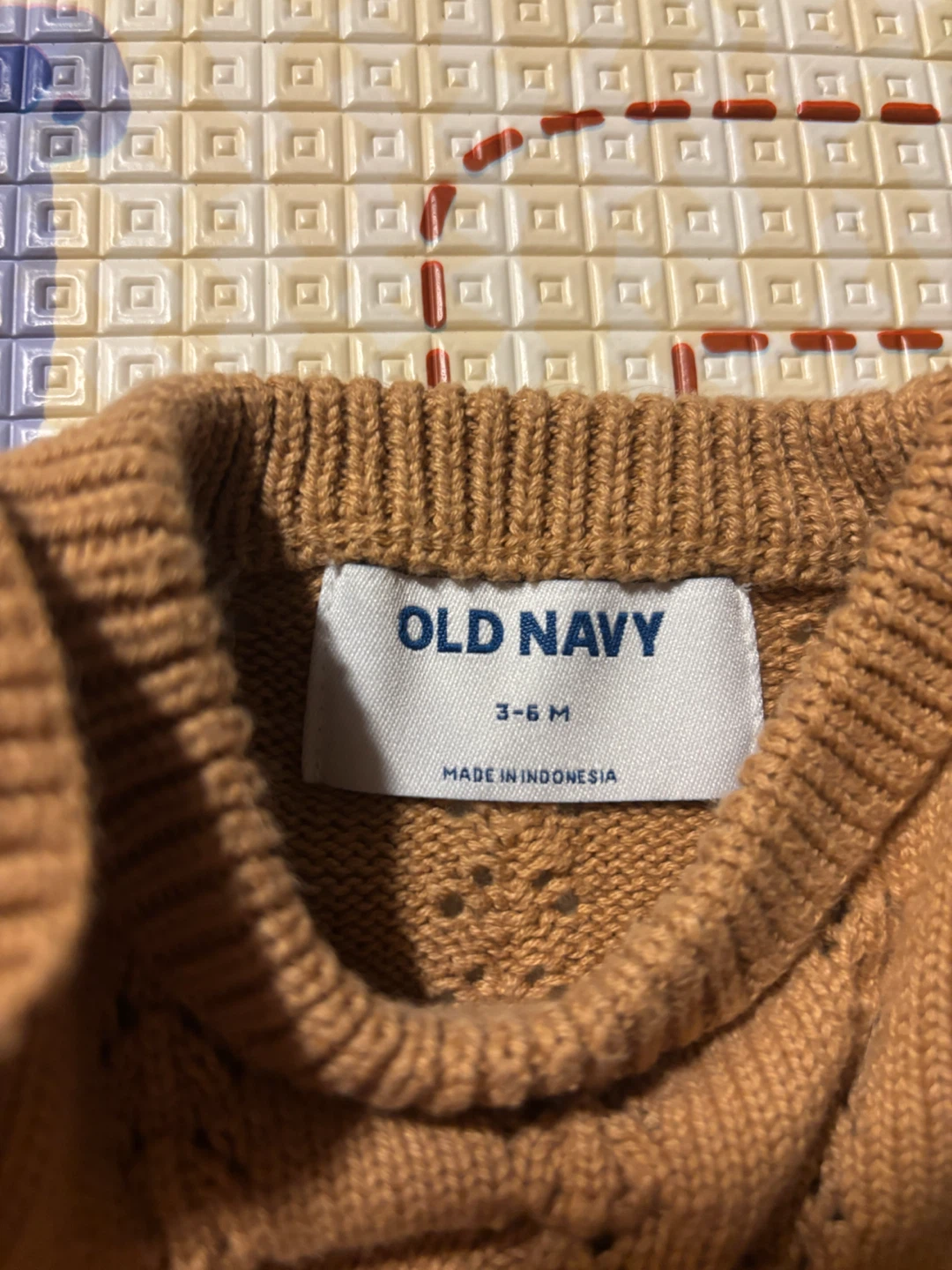 Old Navy Baby Bunsuit Size 3-6M - photo 2