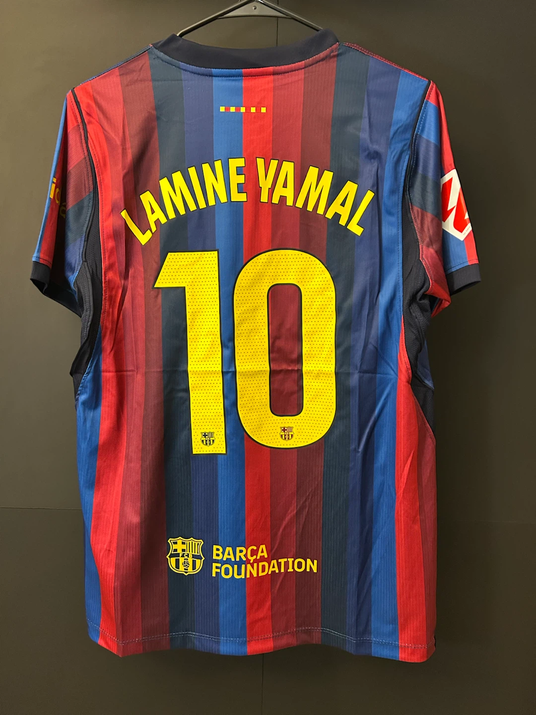 FC Barcelona Lamine Yamal 10 Jersey