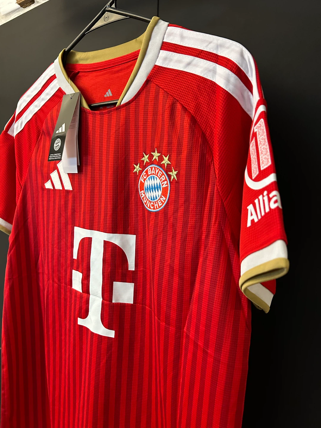 2027 FC Bayern Munich Kane #9 Jersey - photo 3