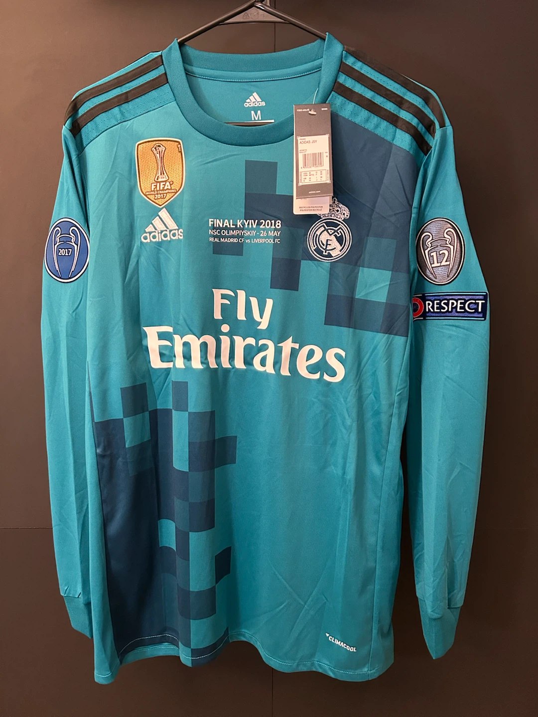 Real Madrid 2018 Ronaldo Long Sleeve Jersey Size M