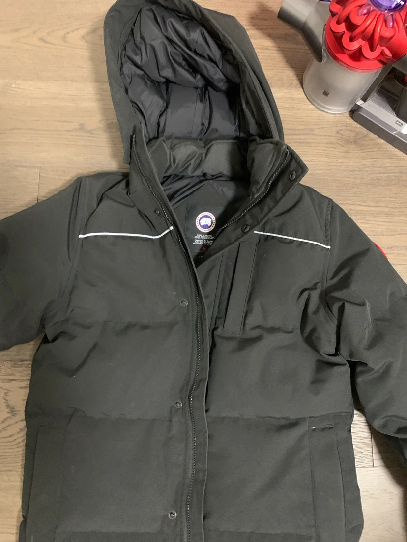 Canada Goose youth Eakin Parka puffer jacket 4597Y