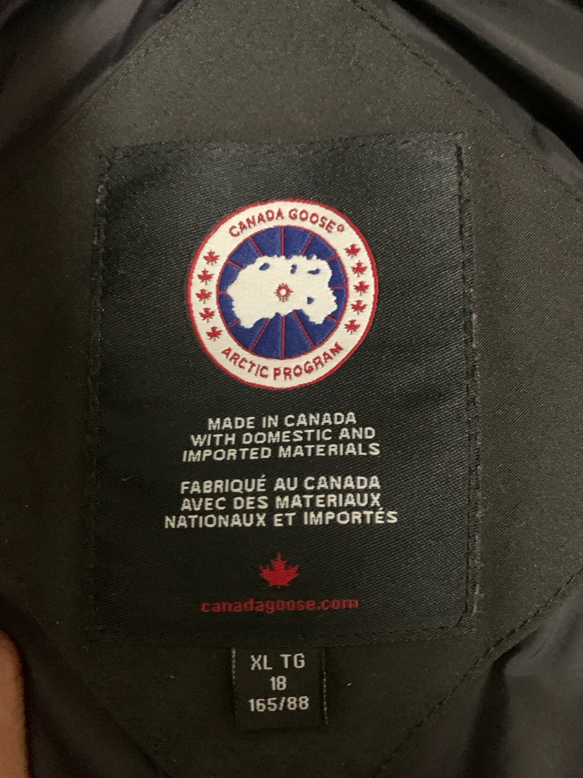 Canada Goose youth Eakin Parka puffer jacket 4597Y - photo 5
