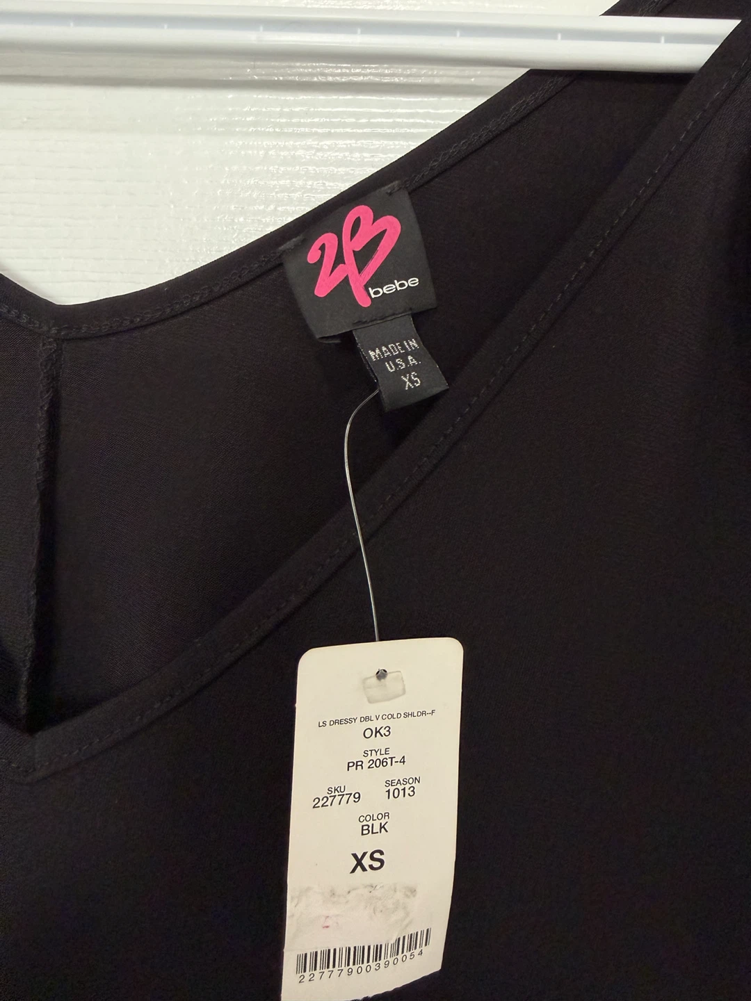 Bebe Black V-Neck Cold Shoulder Top - photo 3
