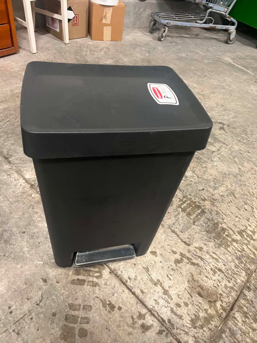 Rubbermaid Step-On Trash Can