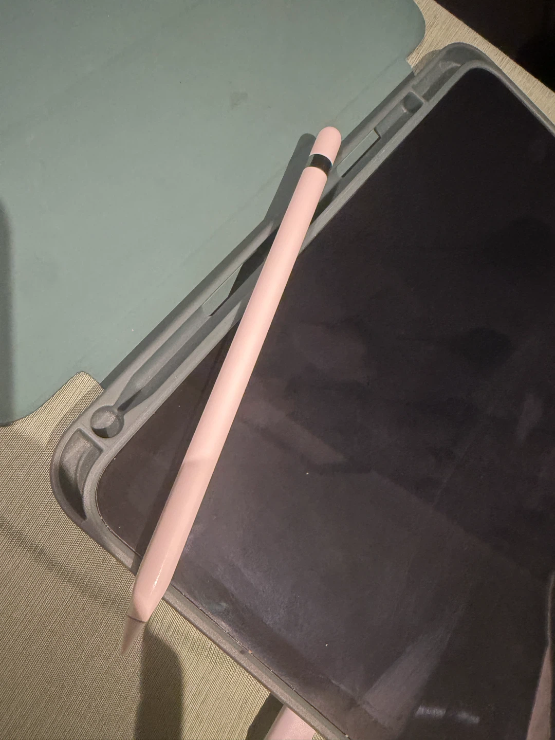 Apple iPad 10th Generation and Apple Pencil - photo 3