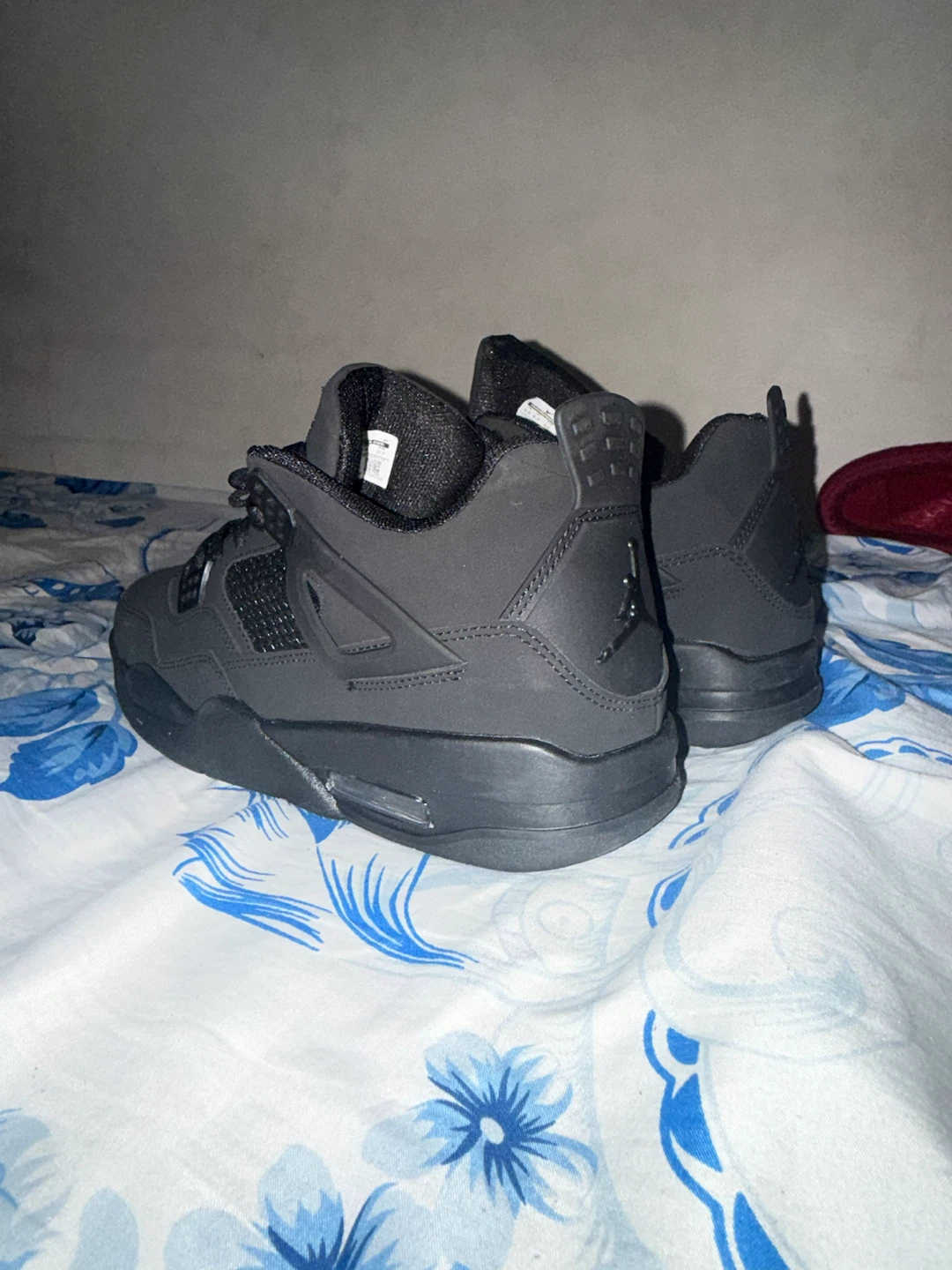 Air Jordan 4 "Black Cat"