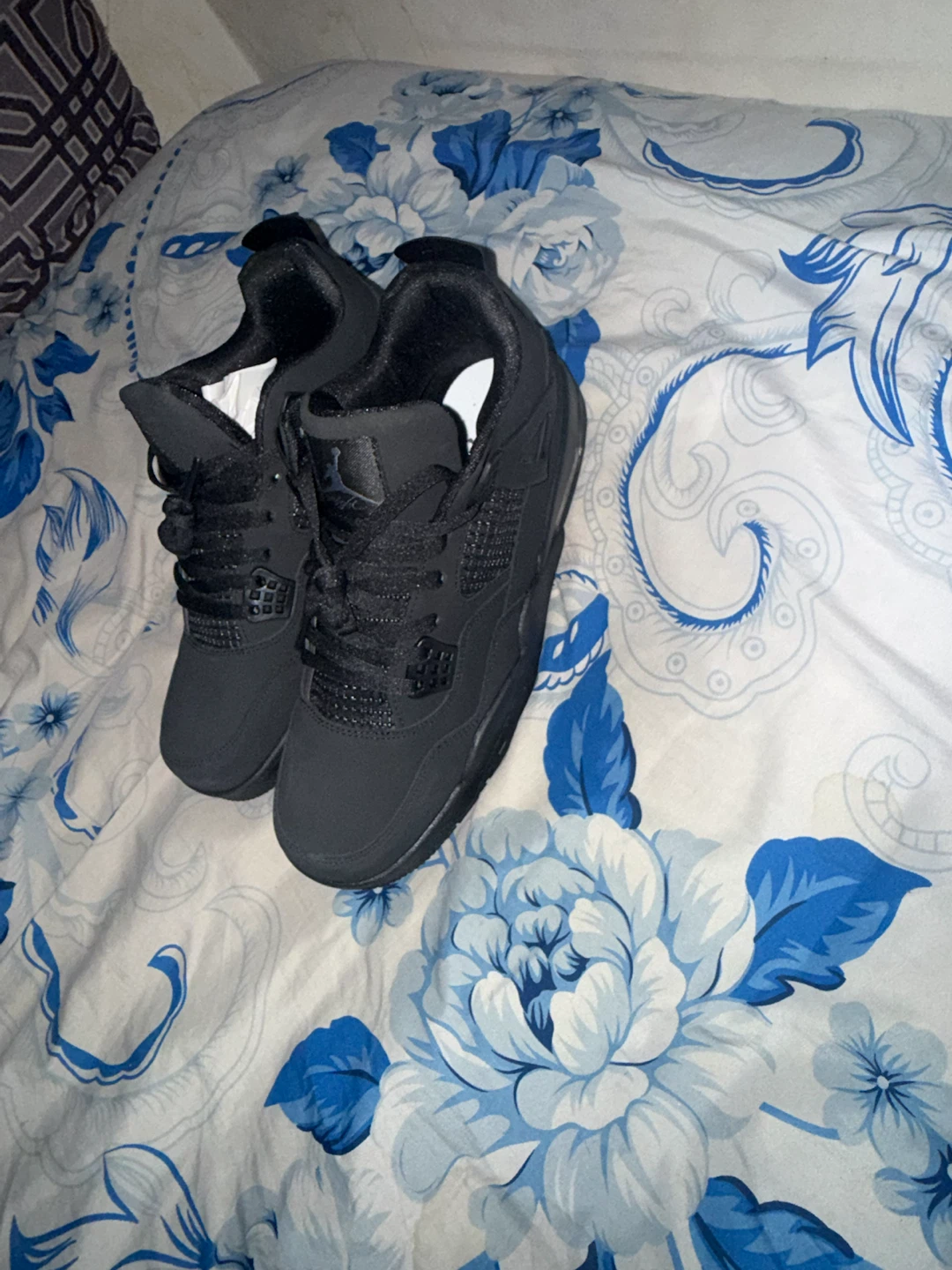 Air Jordan 4 "Black Cat" - photo 4