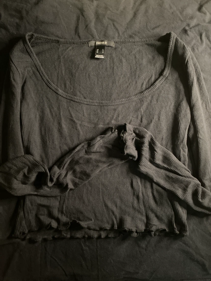 Forever 21 Lettuce-hem black longsleeve