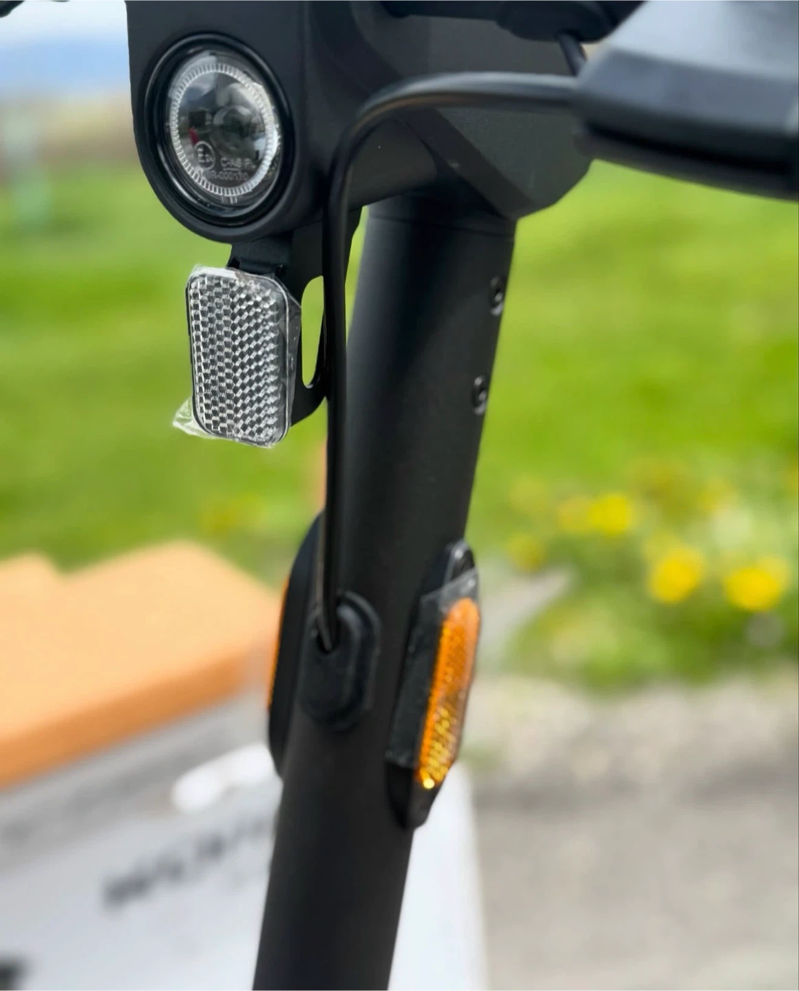 NIU KQi1 Pro Electric Scooter - photo 4