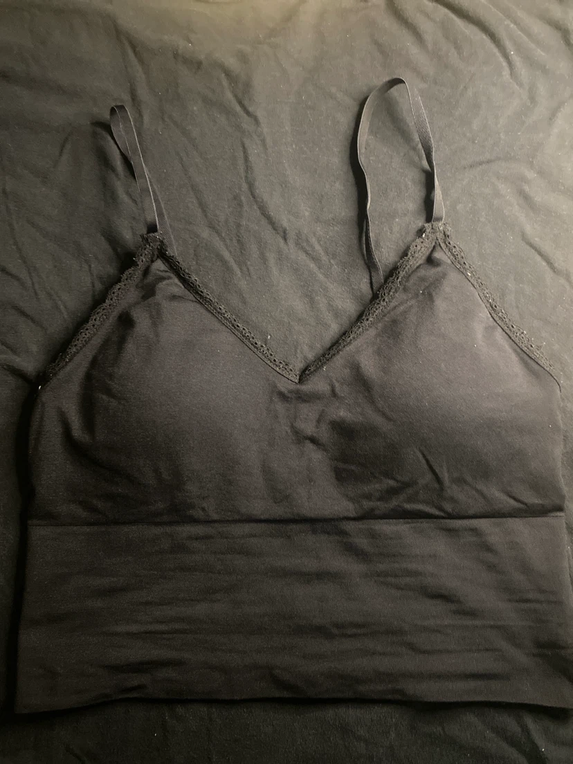 Black strap top size XL/L/M(?)