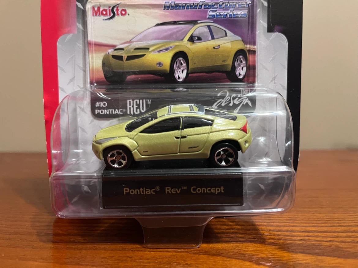 VINTAGE (2001) MAISTO DESIGN (1:64 Scale diecast) - photo 3