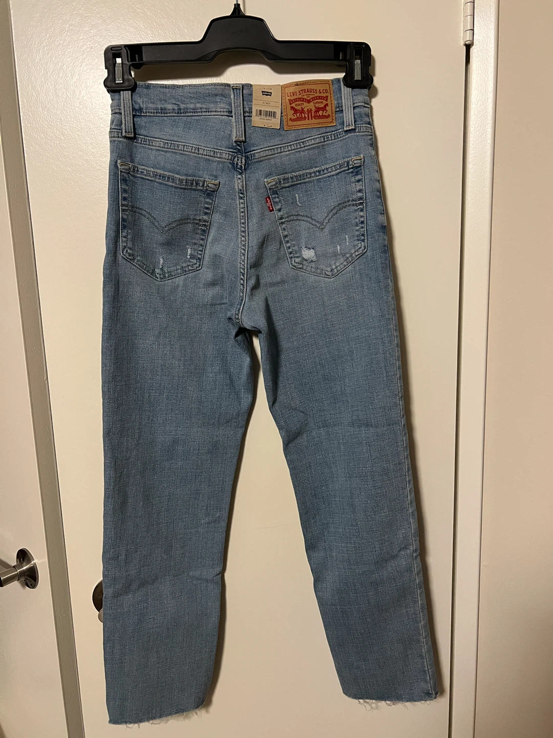 Levi's 724 High-Rise Slim Straight Cropped Jeans - photo 2