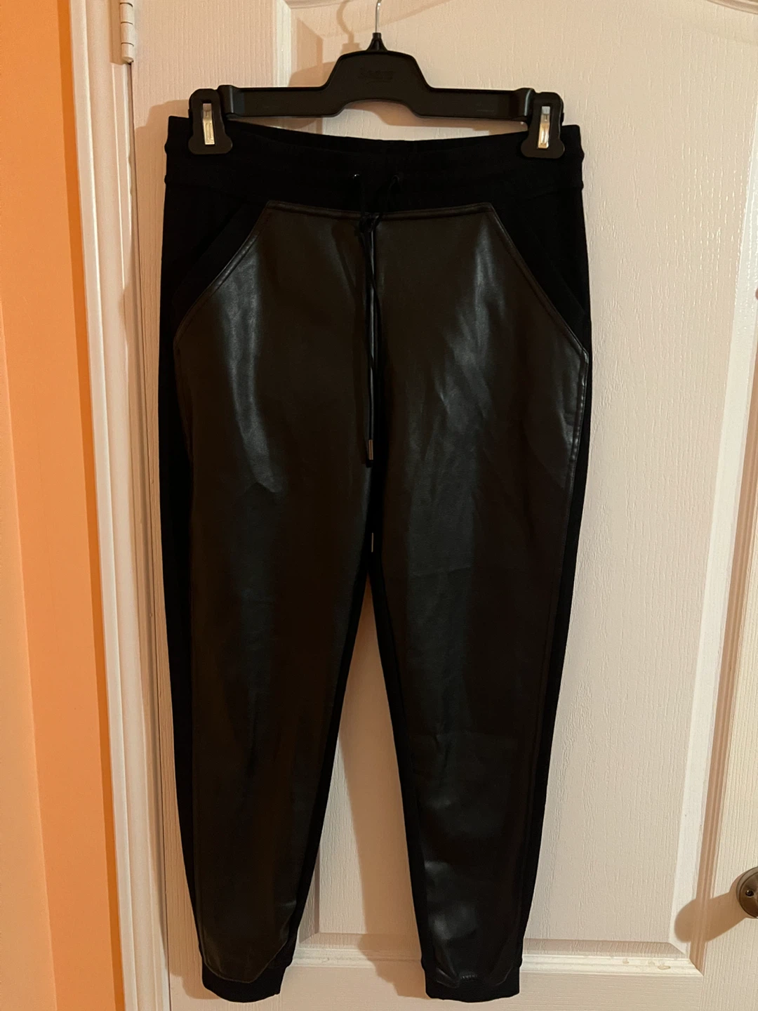 Bebe Leggings and Joggers - photo 4