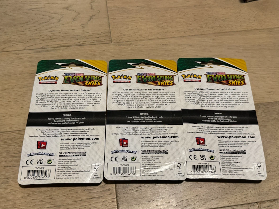 Evolving skies blister pack eevee & galarian slowpoke - photo 2