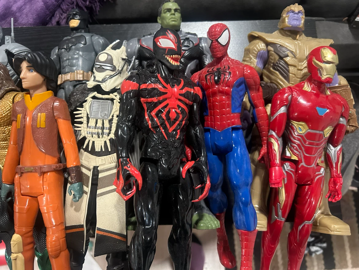 Action Figures Lot - Marvel, DC, Star Wars & More