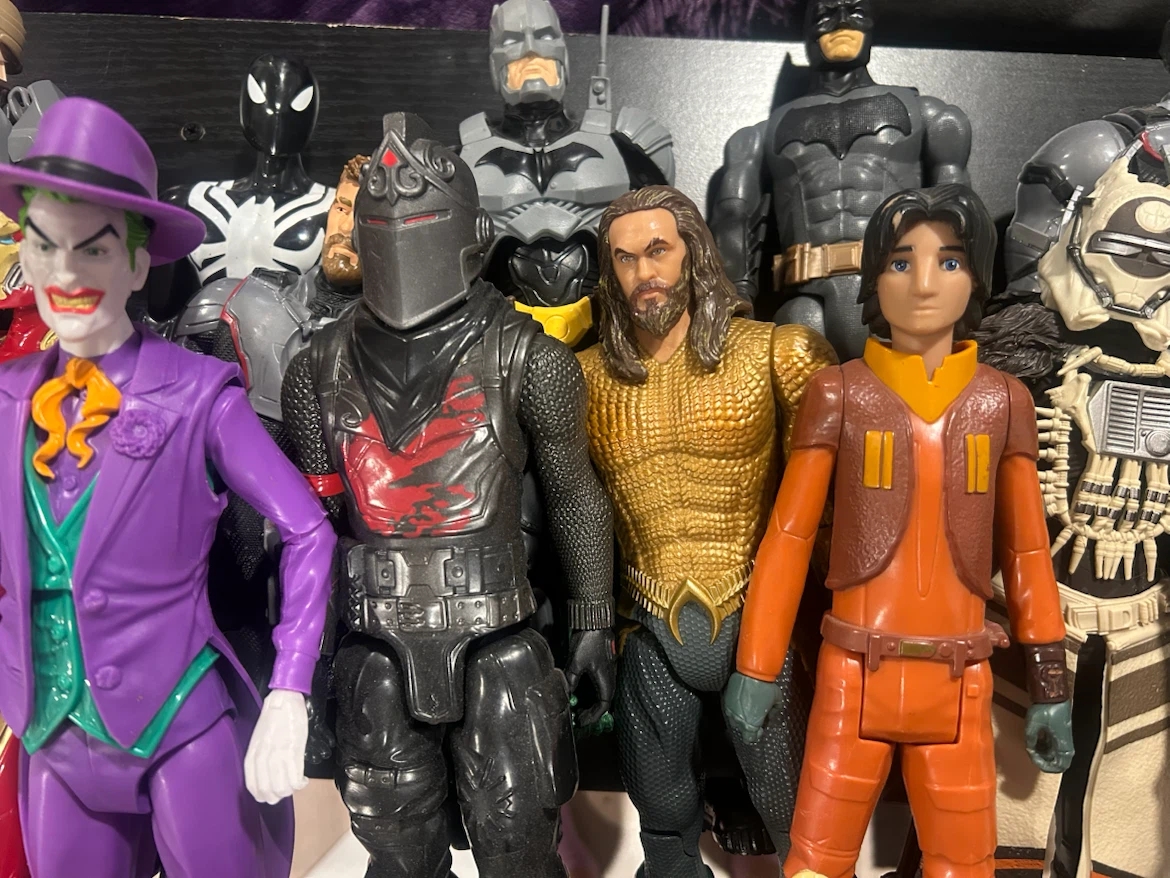 Action Figures Lot - Marvel, DC, Star Wars & More - photo 2