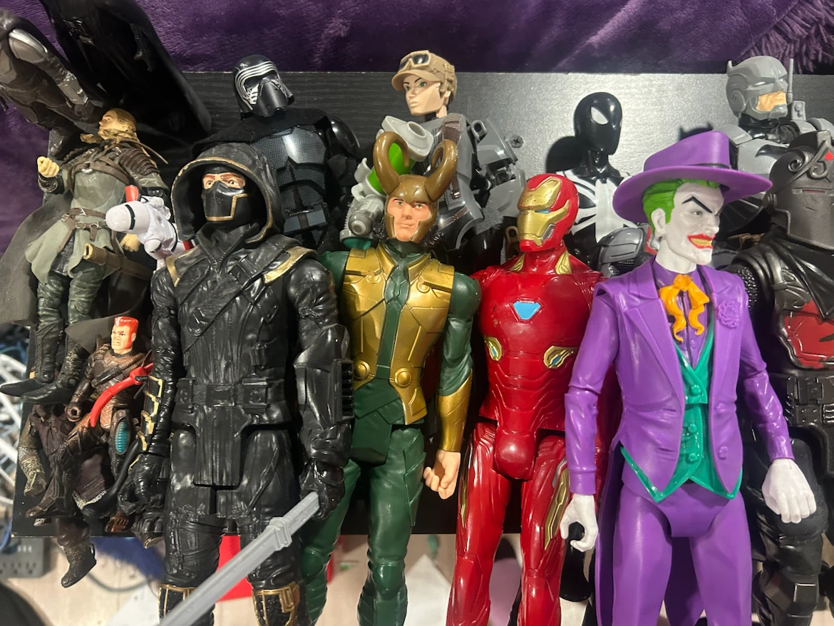 Action Figures Lot - Marvel, DC, Star Wars & More - photo 3