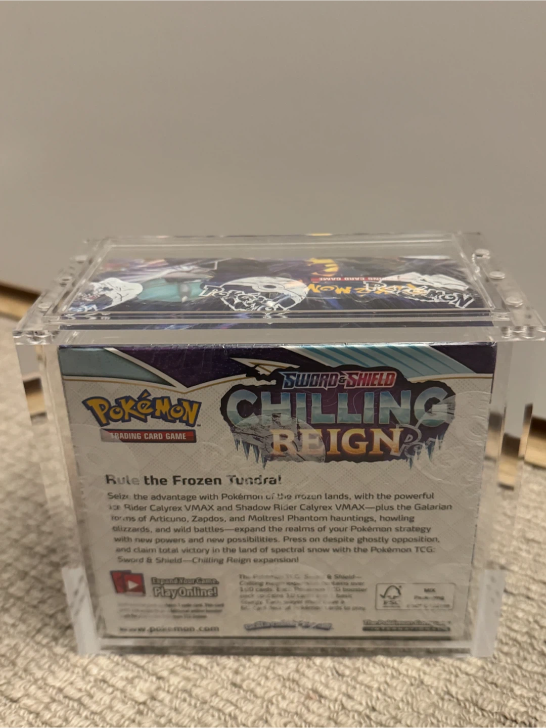 Chilling reign booster box - photo 4