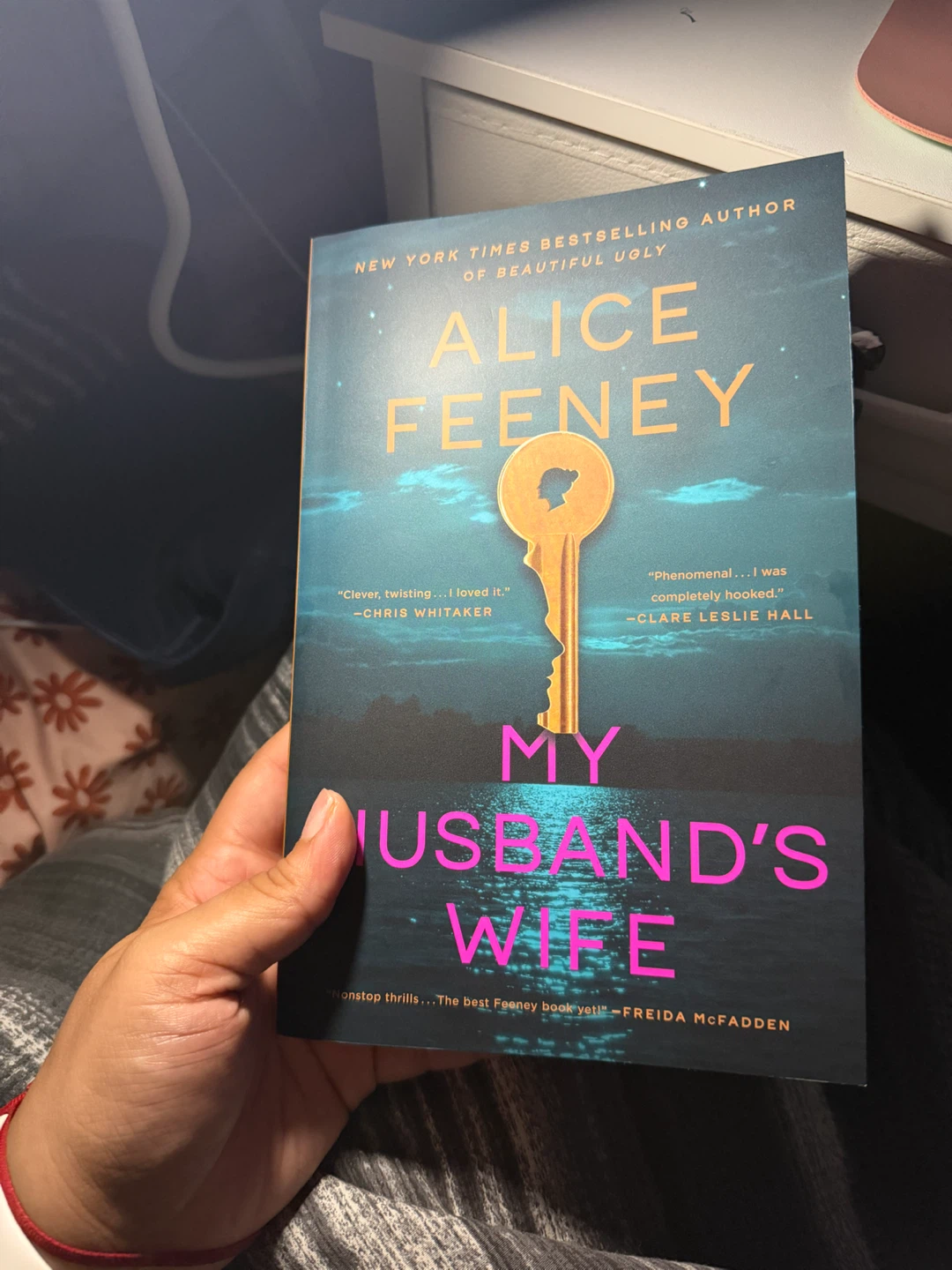 My husbands wife book
