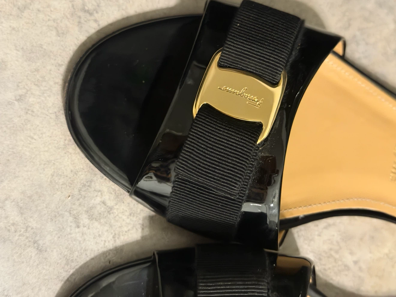 Salvatore Ferragamo Black Patent Leather Bow Sandals - photo 3