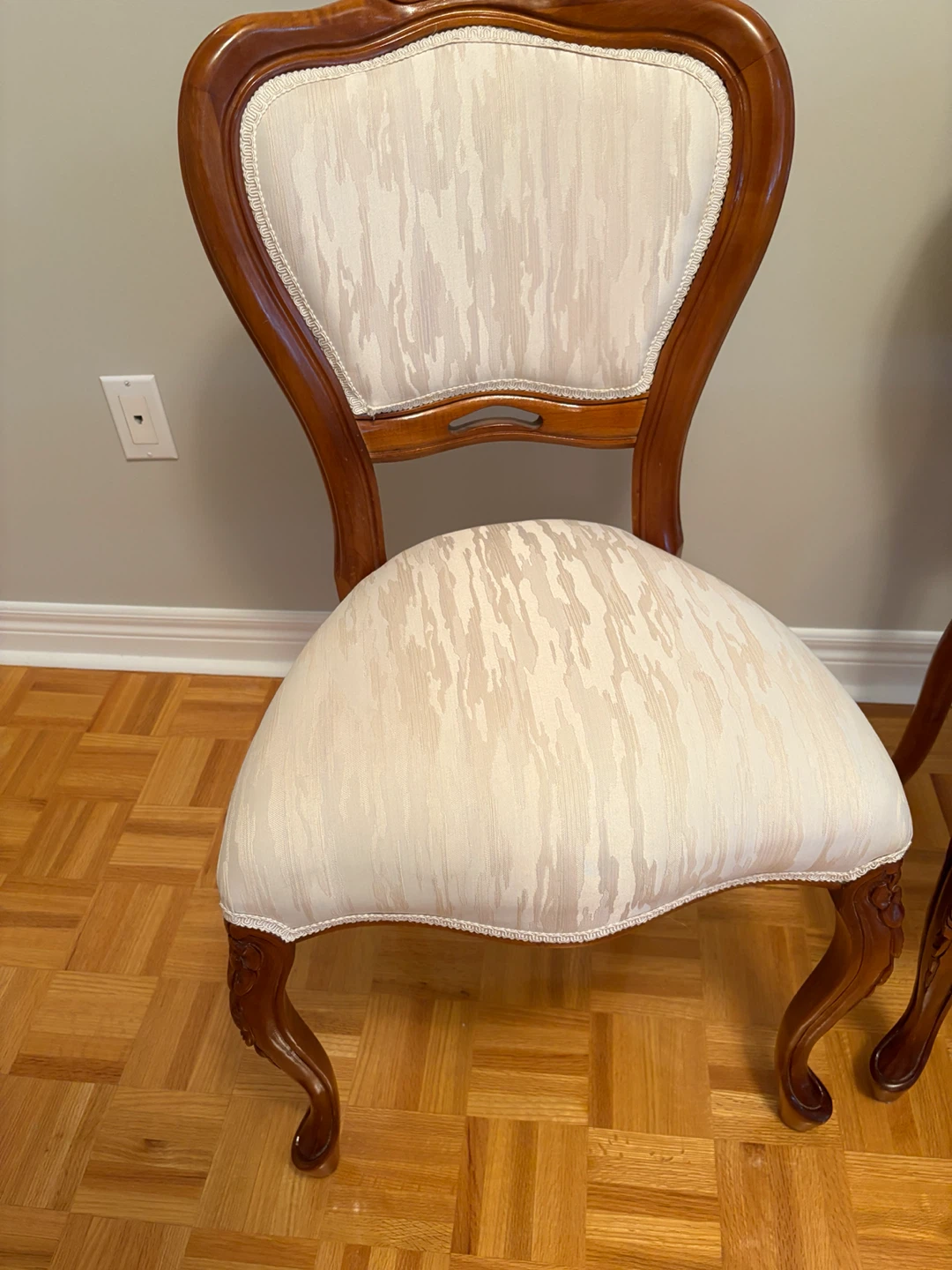 Elegant Upholstered Accent Chairs – Set of 2 - photo 2