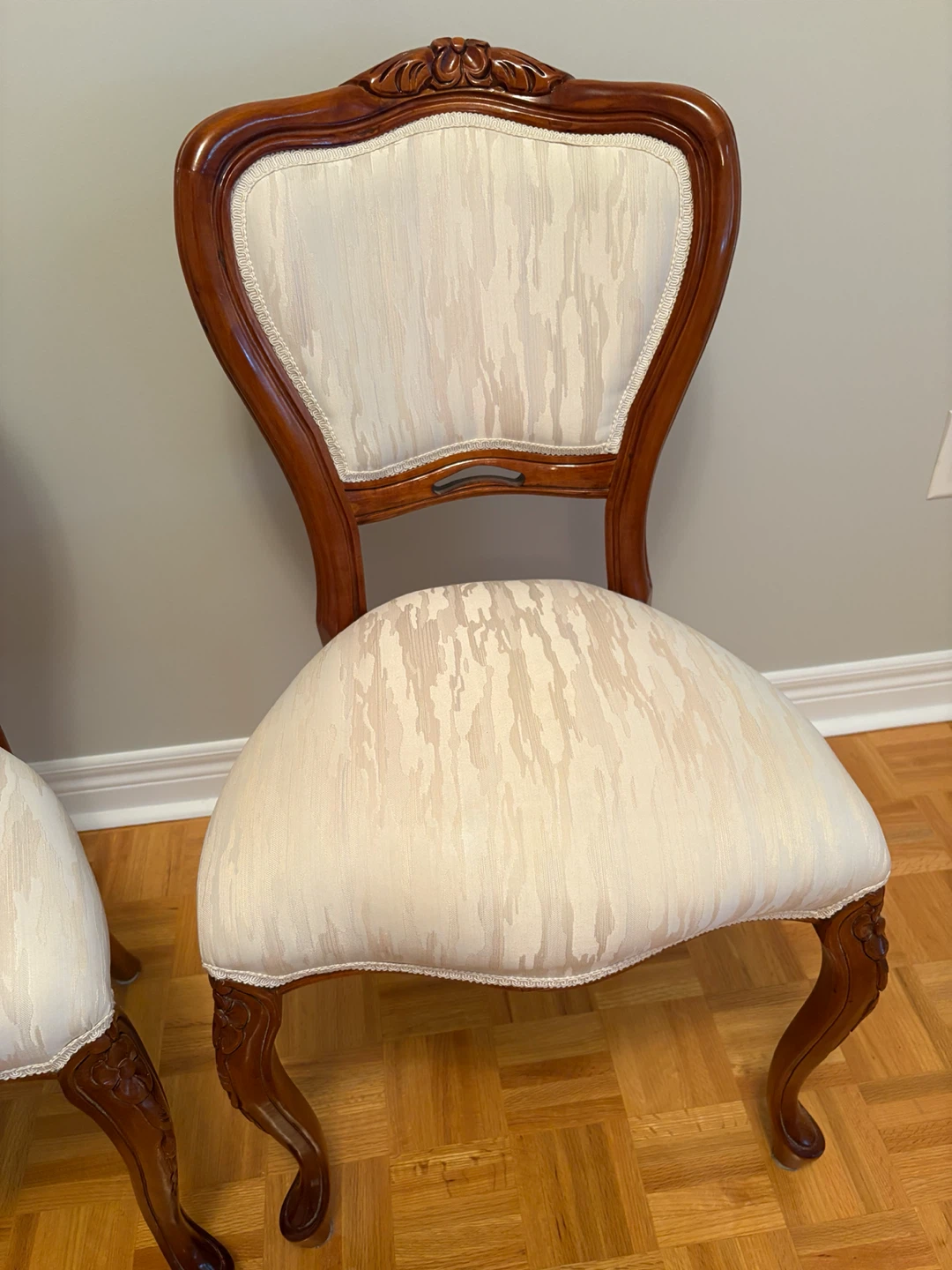 Elegant Upholstered Accent Chairs – Set of 2 - photo 3