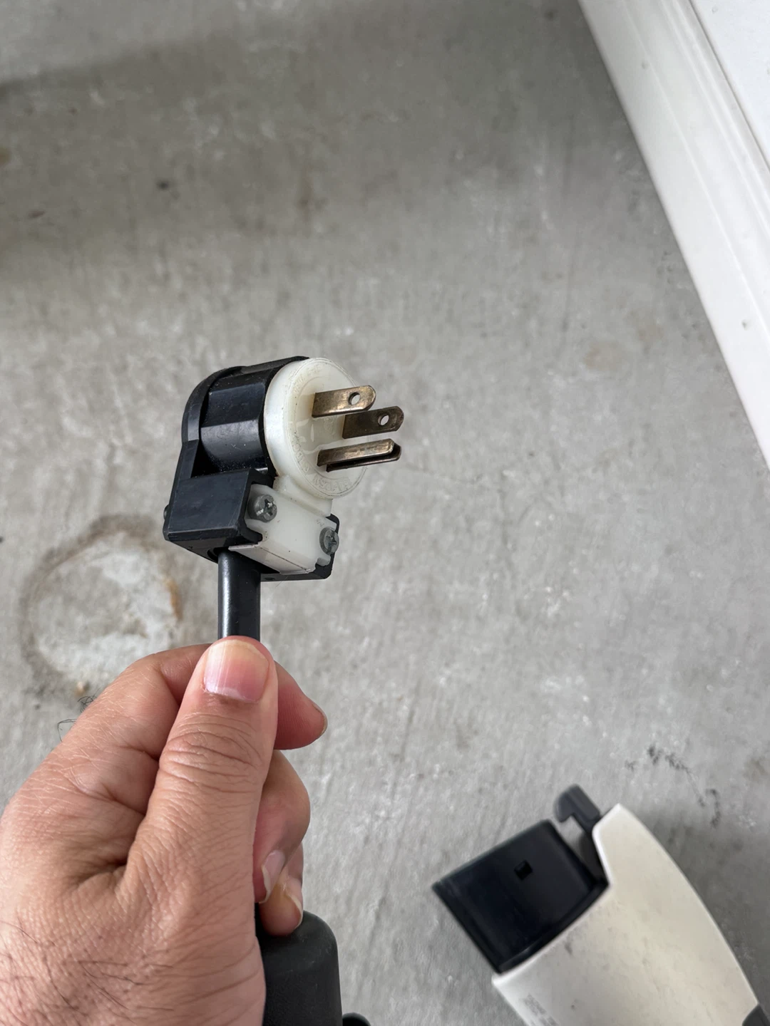 Mitsubishi Outlander 2019 EV Charger(Fast) - photo 2