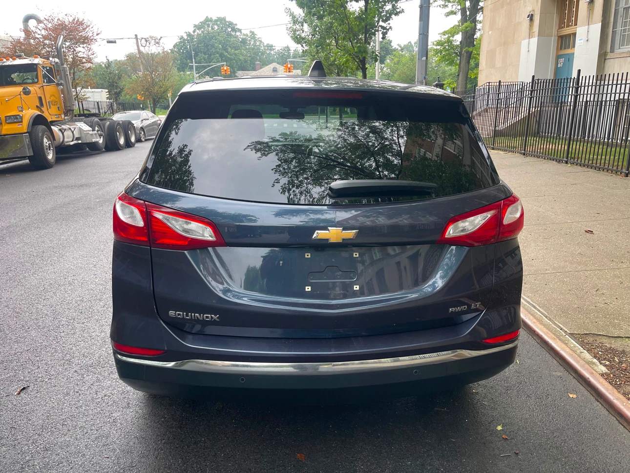 2018 Chevrolet Equinox LT SUV - photo 4