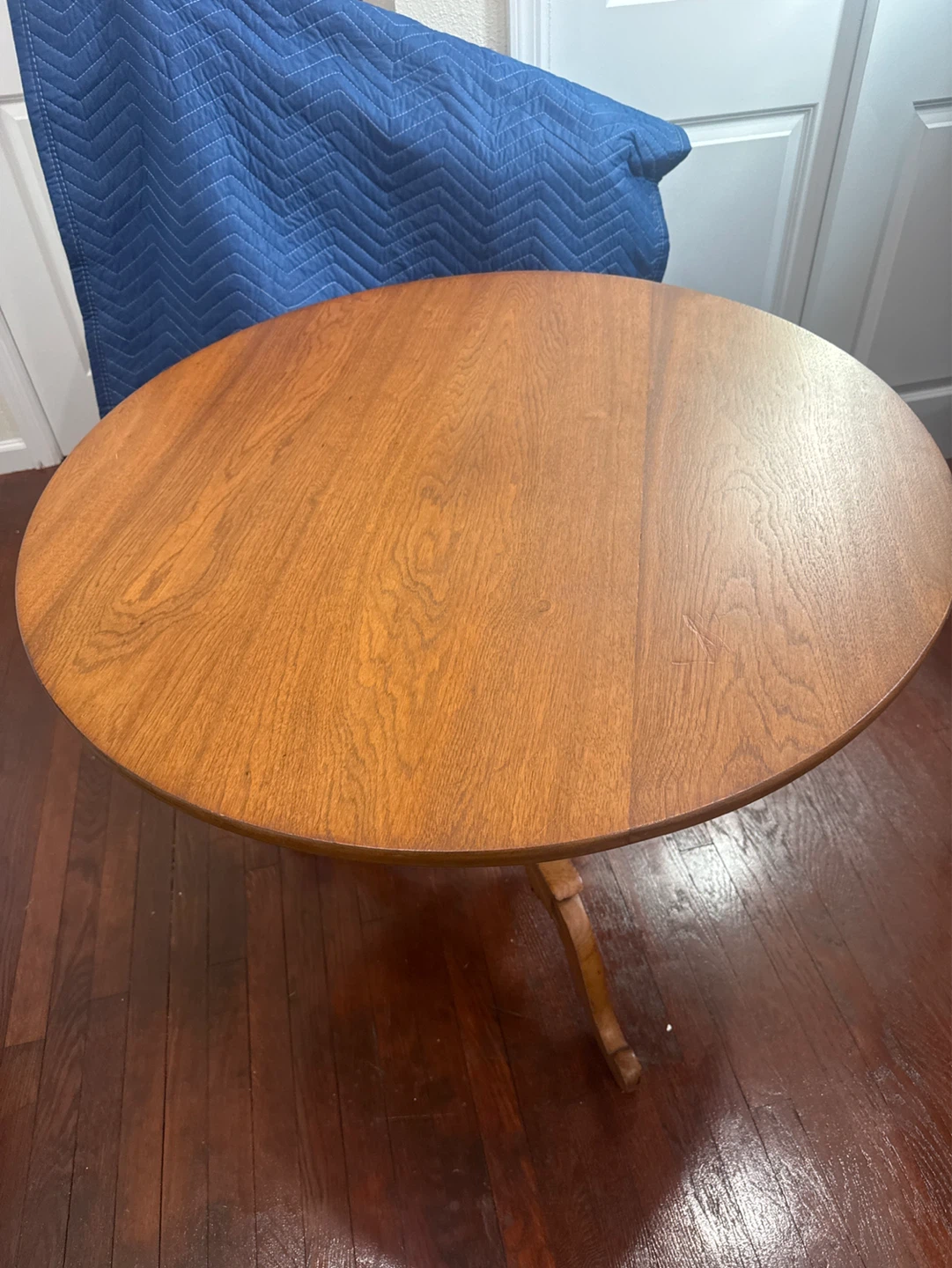 Wooden Pedestal Accent Table - photo 4