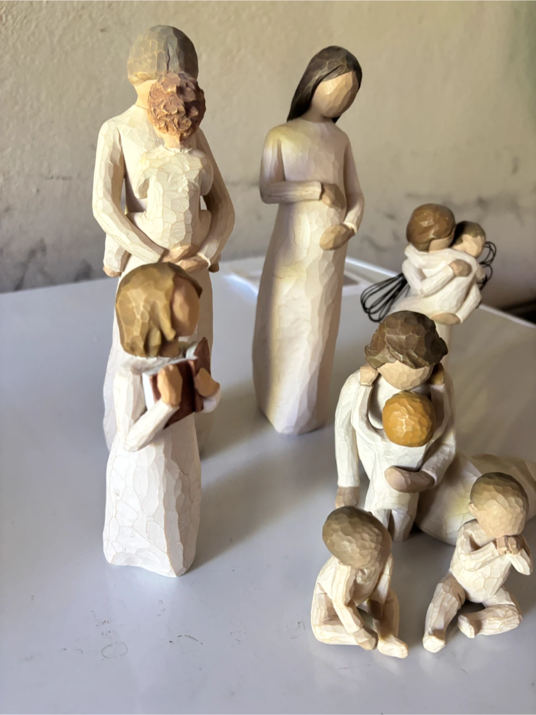 Beautiful Collectible Willow Tree Figurines - photo 3