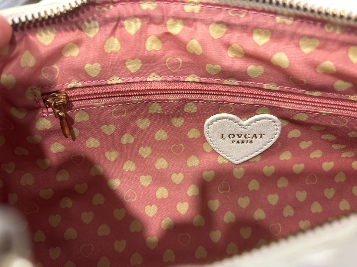 Lovcat Paris White Quilted Heart Barrel Bag - photo 2