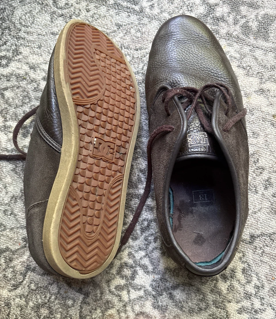 DC Shoes Men’s Leather & Suede Low-Top Sneakers (Size 13) - photo 2