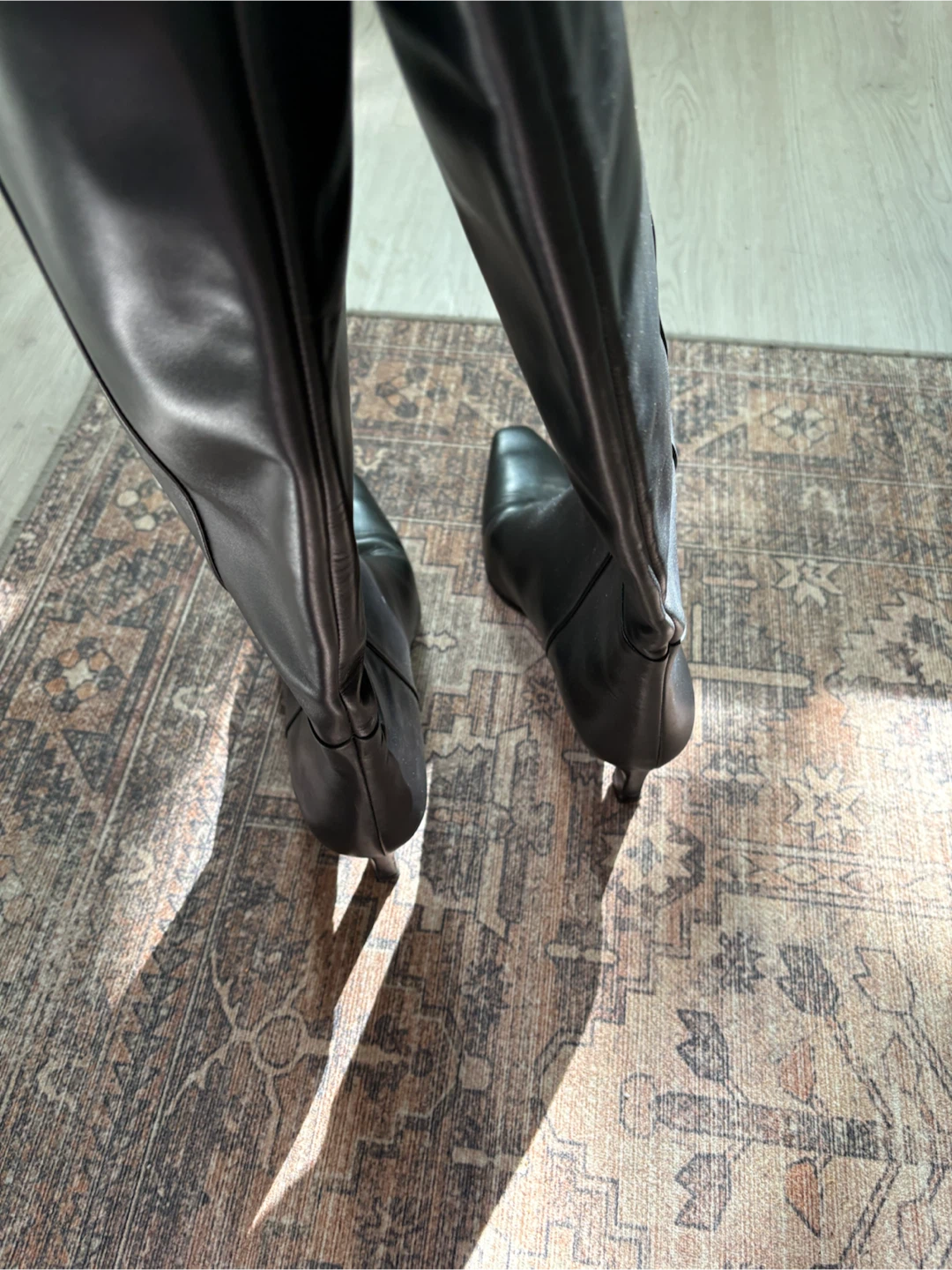 Massimo Dutti Black Leather Knee-High Boots Size 39 - photo 4