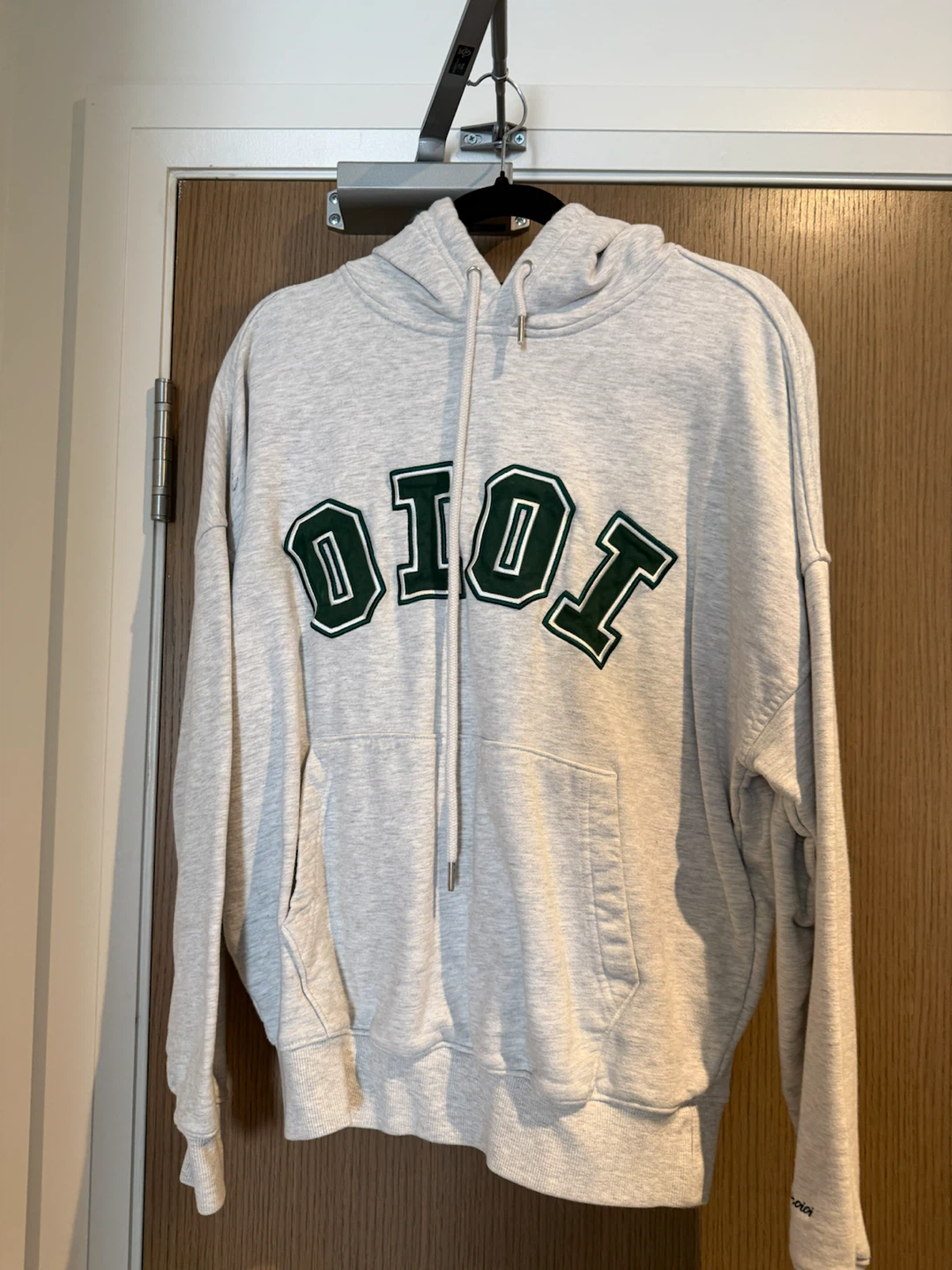 Oioi hoodie