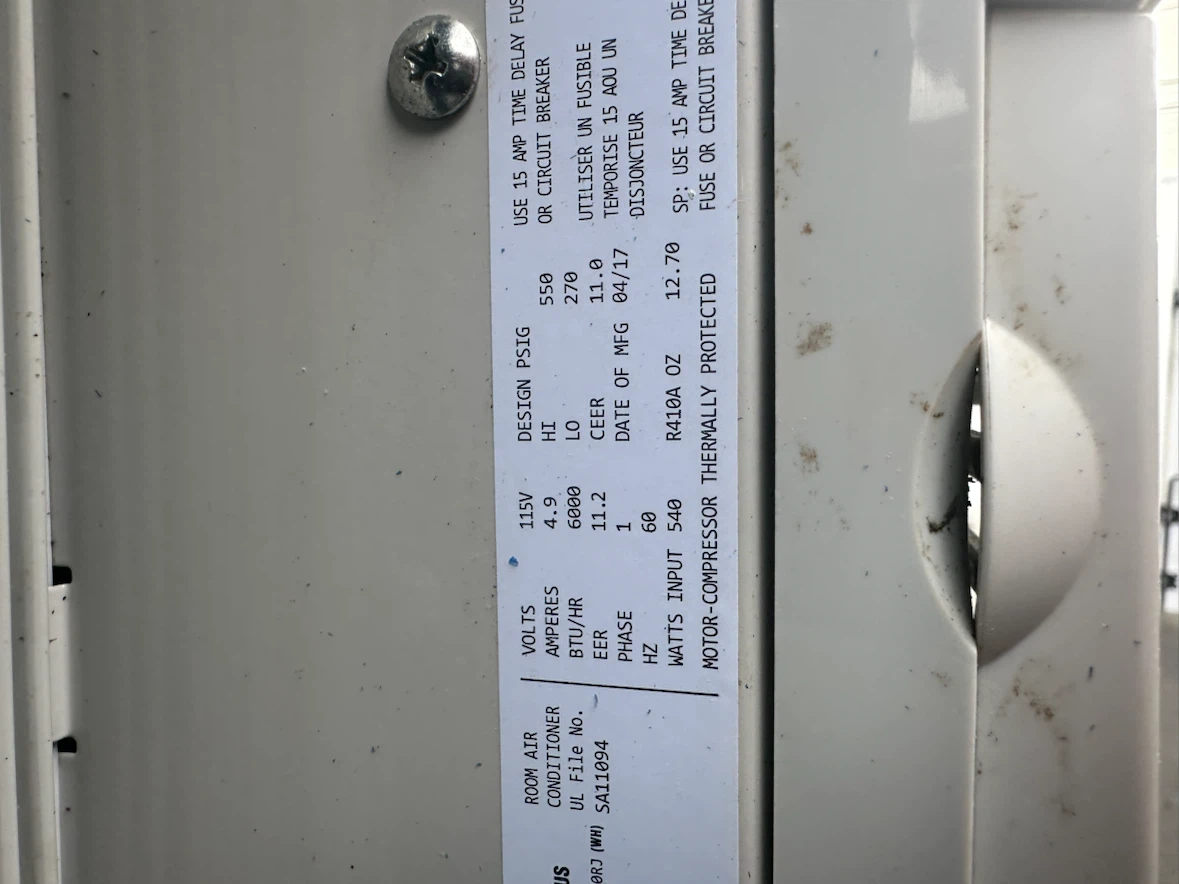 GE Room Air Conditioner - photo 2