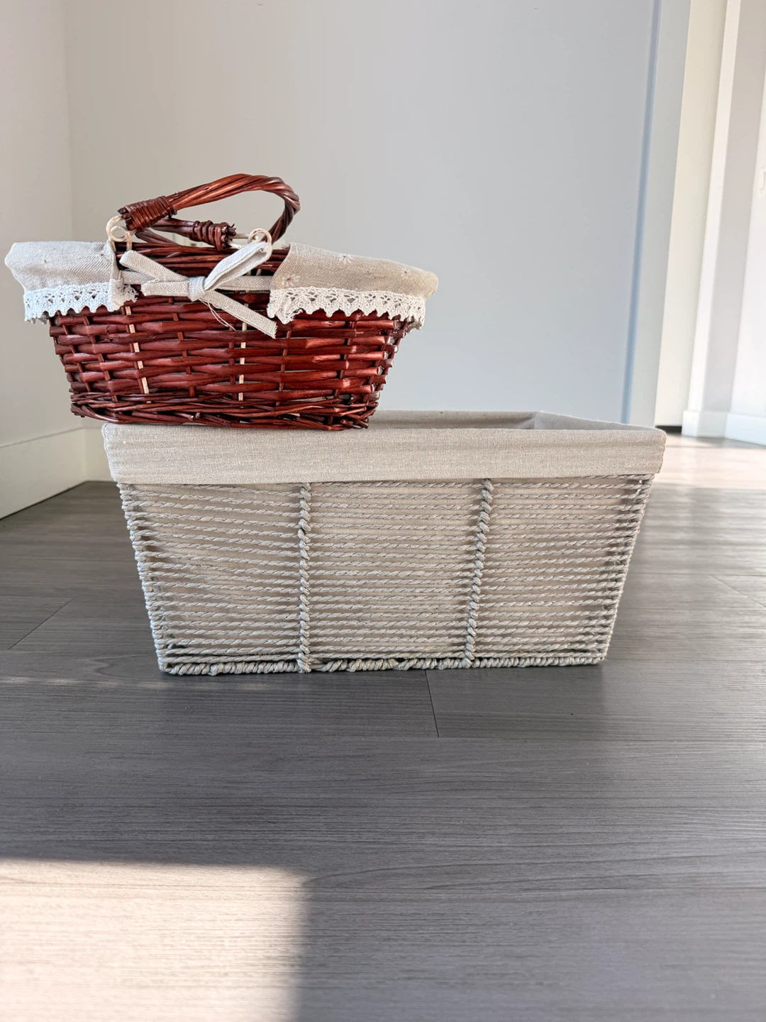 2 Basket