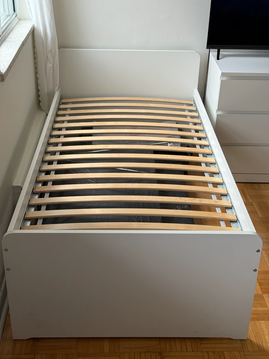 IKEA SLÄKT Twin Bed + Slats - Pickup Aug 5 - photo 4