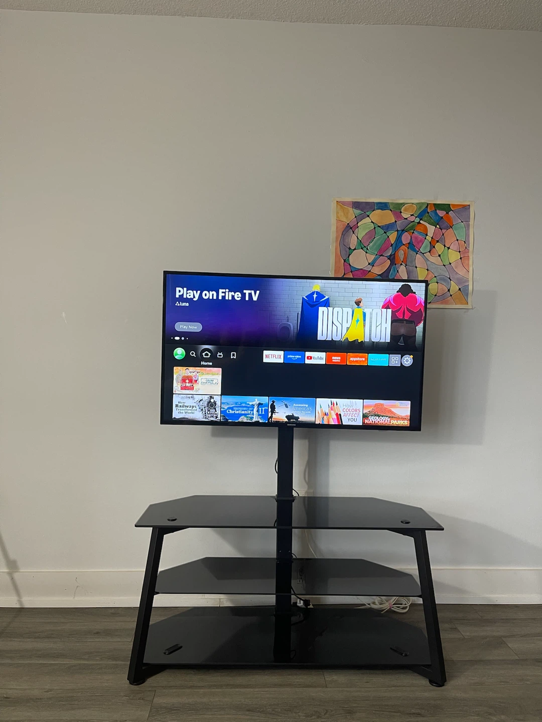 FITUEYES TV Stand with Mount and 43 inches Samsung HD TV - photo 2