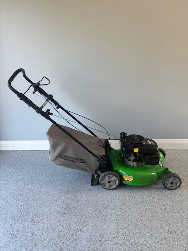 Lawnboy Self Propelled Lawn Mower 20” inch - photo 2